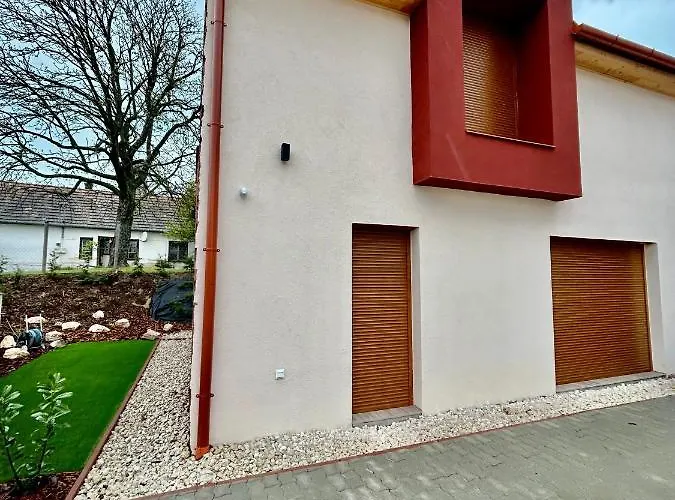 8638 Apartments A/3